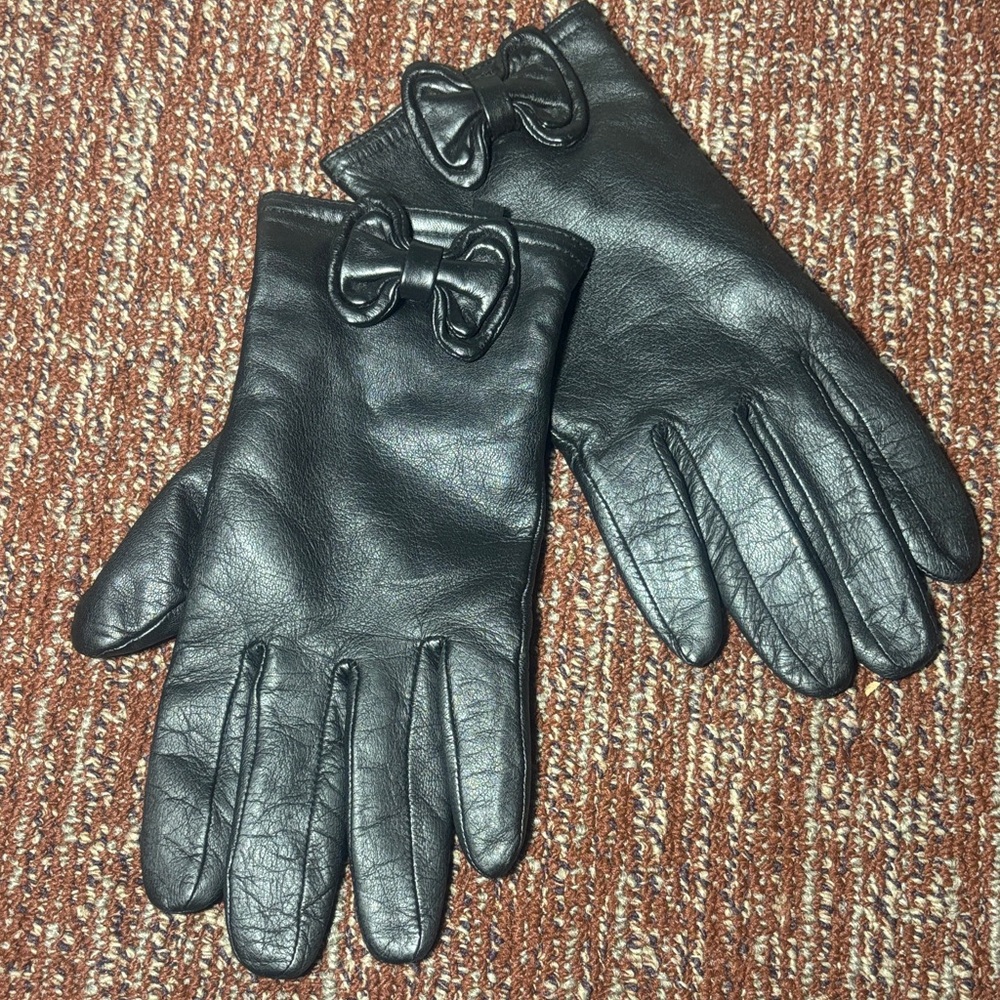 Black Leather Gloves Bow Detail 100% leather ladies cute feminine driving gloves